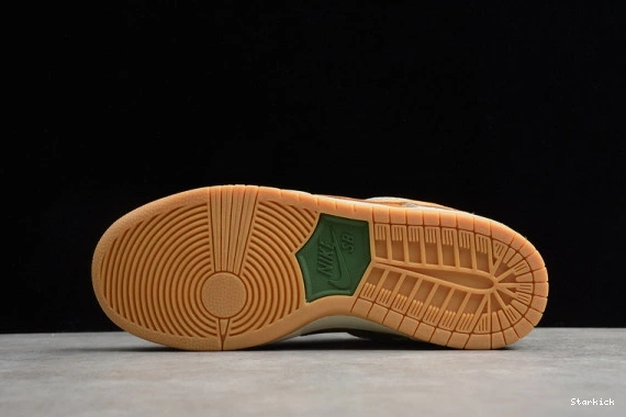 SB Safari Low Nike Dunk CD2563-002 0321